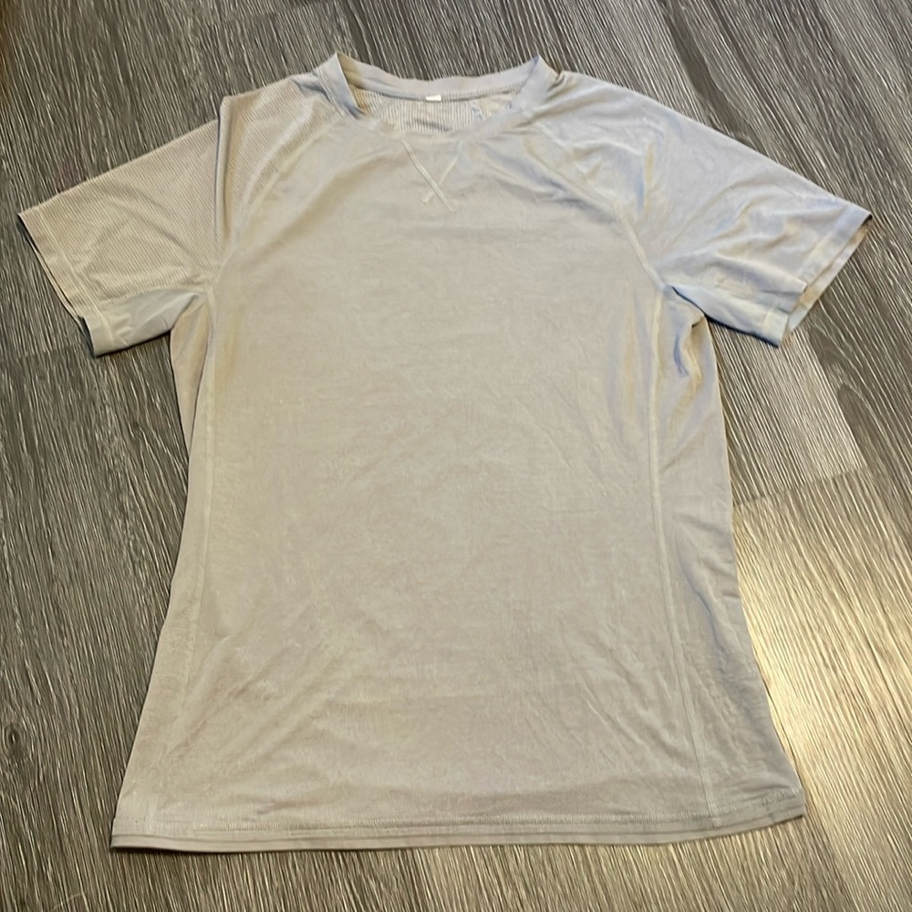 Men’s Lulu shirt